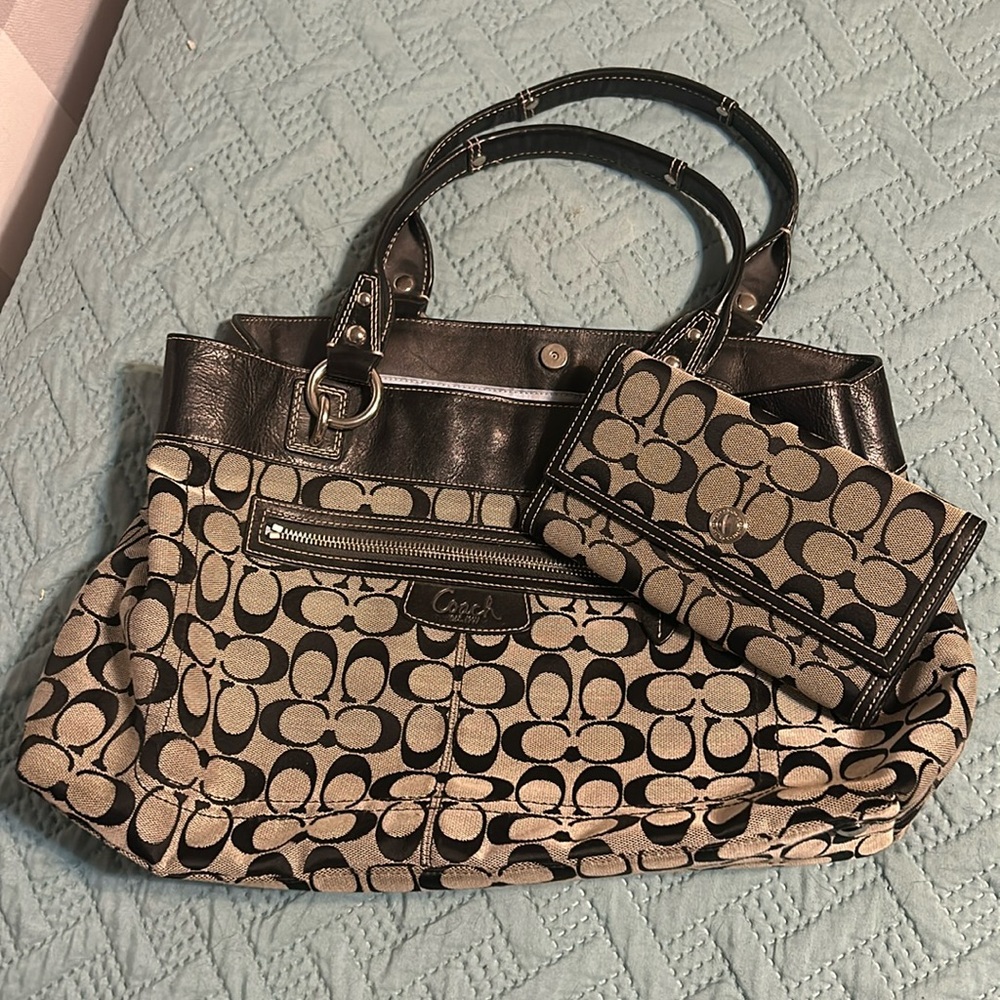 Vintage Coach Signature C purse and matching wallet